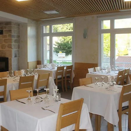 L'eden Du Forez Hotel